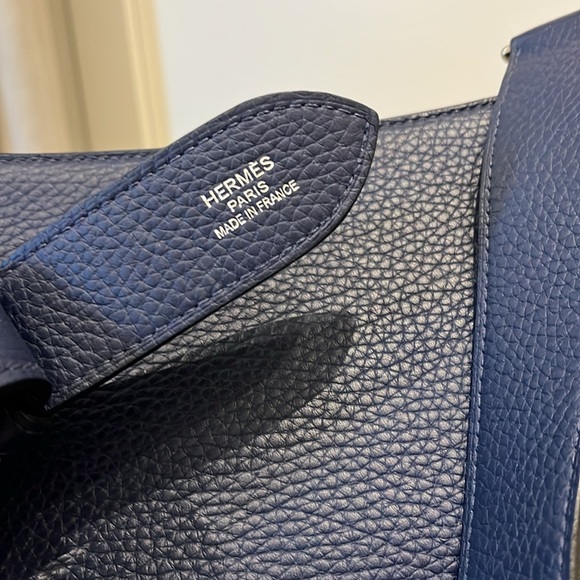 HERMÈS Authentic Jypsiere Bag with Palladium Hardware - Picture 4 of 12